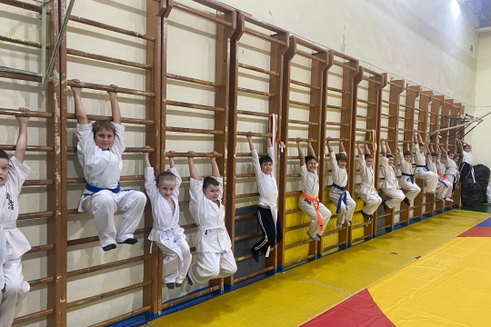 Фото группы каратистов ДС 