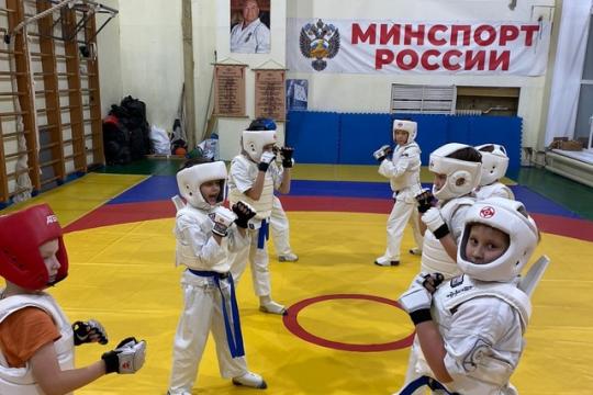 Боевая пятница в группе сэмпая Семенихина Антона Юрьевича в ДС 