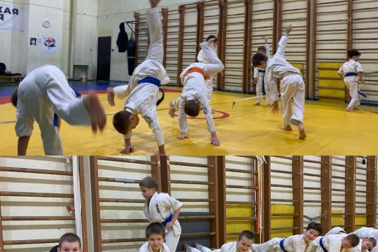 Каратисты сэмпая Семенихина Антона Юрьевича из ДС 